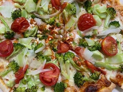 （冷凍ピザ生地）野菜たっぷりピザ